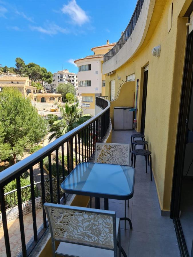 Apartamento Con Piscina A Unos Metros De La Playa Moraira Exterior foto